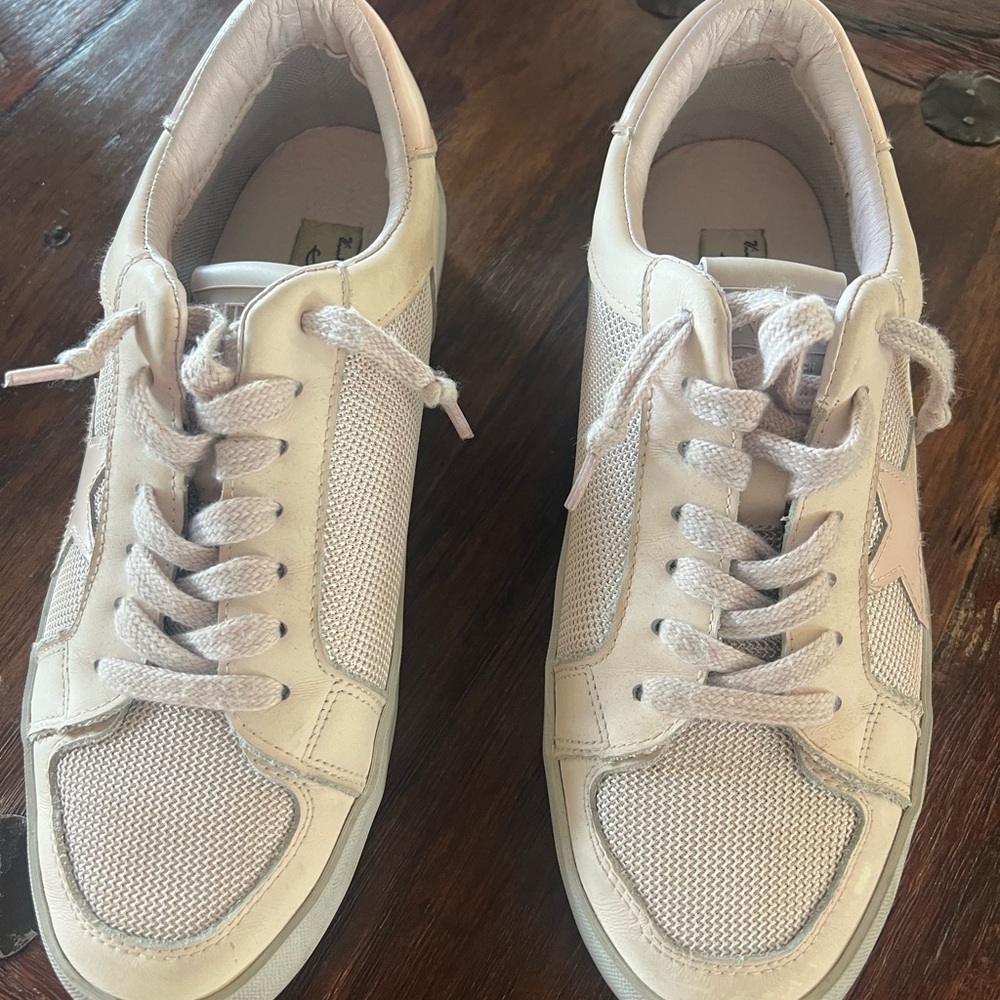 Pink Star Lace-Up Sneakers
